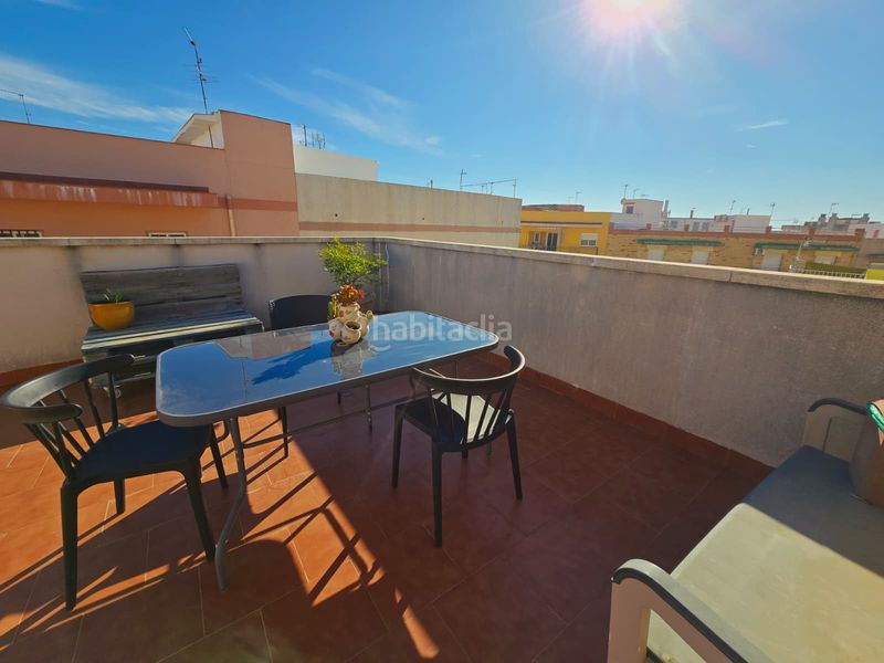 Foto 71f94546-3ccd-4ece-9a26-e27a9808e157. House with heating parking in Bonavista Tarragona