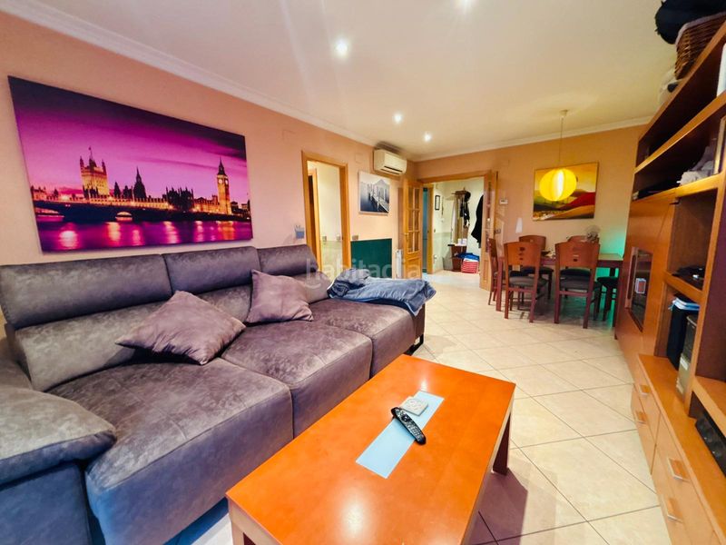 Foto 3fe4bed1-b23d-4bf0-a32c-709c63bcdf7f. Pis amb aparcament a Vila-seca poble Vila-seca