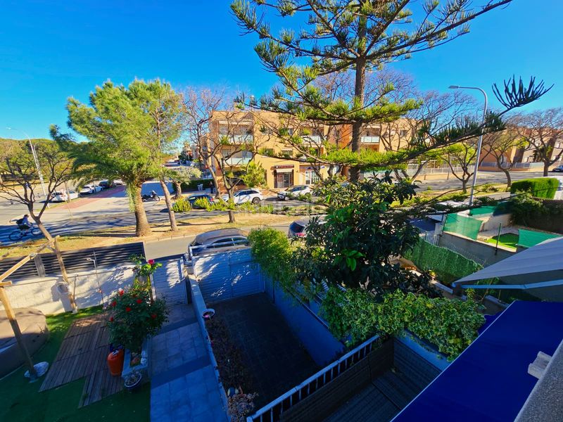 Foto 7ee8c71f-2d42-4dbd-8c06-32d80ffd134a. Casa adossada amb xemeneia aparcament a Els Tallats - Mas Olivé Cambrils