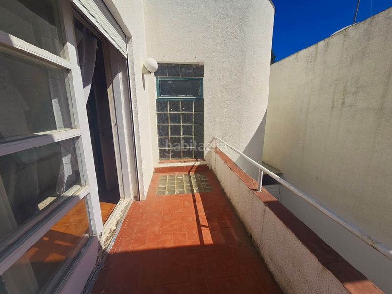 Foto aa76f766-e5c2-46a2-b8d9-53664a2f7f59. Casa adossada amb piscina a Covamar Salou