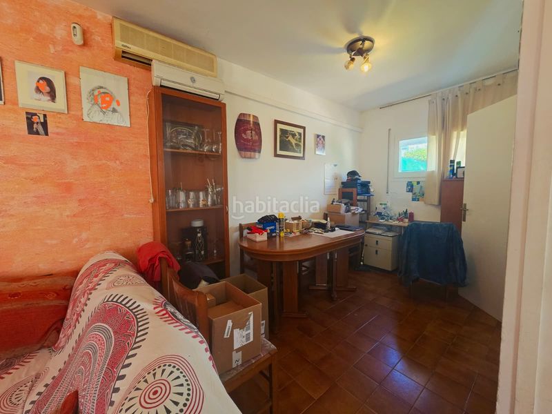 Foto fe65d88e-bd18-4efa-9256-9b41657d2900. Casa adossada amb piscina a Covamar Salou