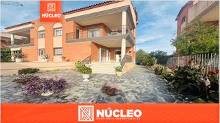 Casa  Carrer niu de l'àguila