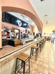 Nave industrial en Calle casilla dolores 35. Dg real estate vende local/nave en funcionamiento y con varias l