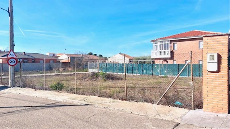 Foto 1ea794cd-9cec-45eb-967e-7b93695c5d80. Terreno residencial en calleja molino 2 dg real estate vende este terreno urbano . en Maqueda