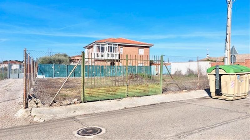 Foto 47444918-ead5-45a5-9ea8-a21f6bfd66b6. Terreno residencial en calleja molino 2 dg real estate vende este terreno urbano . en Maqueda