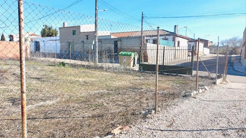 Foto 93871c2c-9dbb-4a6d-a609-ecd2ddd01f04. Terreno residencial en calleja molino 2 dg real estate vende este terreno urbano . en Maqueda