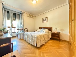 Flat  Calle del real betis. Piso en venta en carabanchel