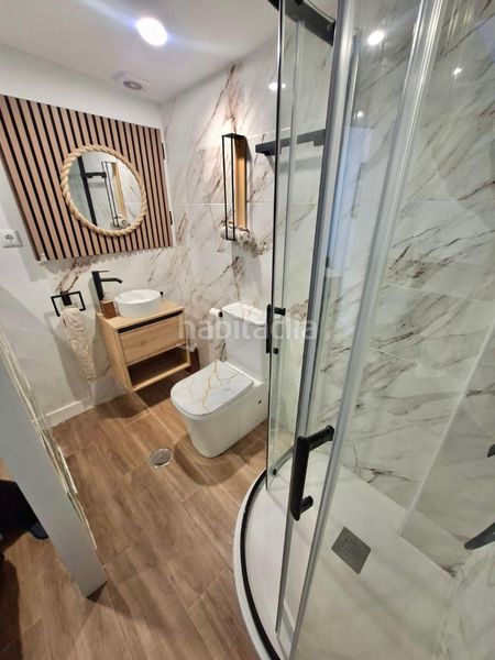 Foto 307498f3-b29c-43c7-bd36-70591780c66b. Local comercial a Comillas Madrid
