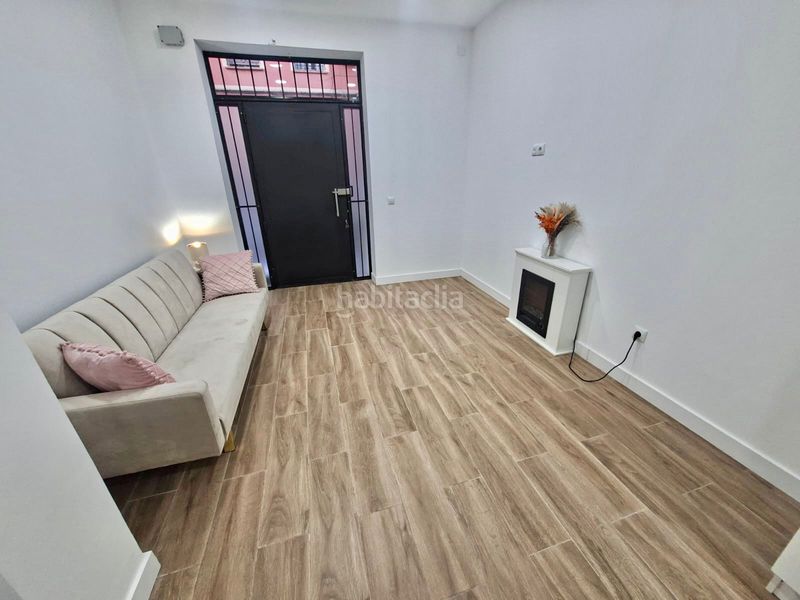 Foto 72617310-f689-494b-9224-fb9302b906b6. Local comercial a Comillas Madrid