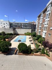 Appartamento  Calle del camino viejo de leganés. Venta de inmueble en urbanización muy completa en urgel, caraban
