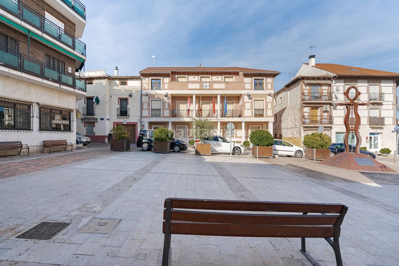 Foto 0a65b737-424a-45c1-a17a-a08e42b3bd2c. Casa amb calefacció a Tielmes