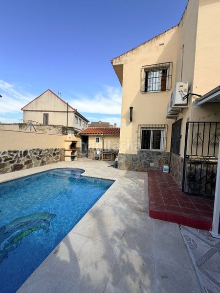 Foto 0860f369-2338-4cc1-844b-3df2f63f0535. Chalet mit kamin heizung pool in Ventas de Retamosa (Las)