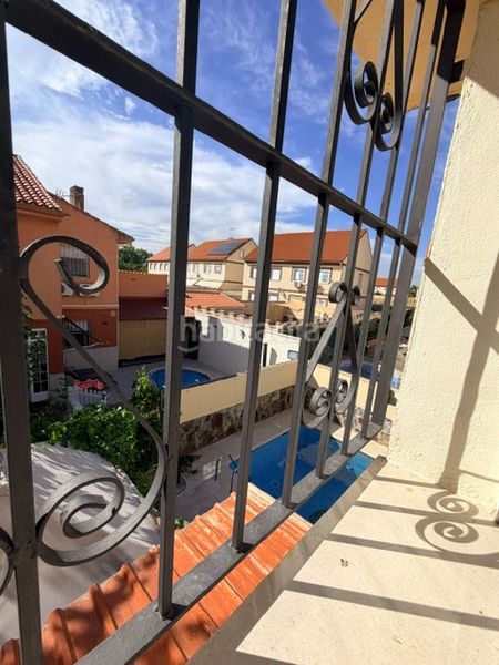 Foto 1170f1b0-1ba1-4dda-8b46-eee95b39c5ce. Chalet mit kamin heizung pool in Ventas de Retamosa (Las)