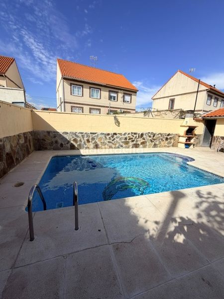 Foto 7c7bb9e6-9609-4ec4-9aba-8fc554fd41ce. Chalet mit kamin heizung pool in Ventas de Retamosa (Las)