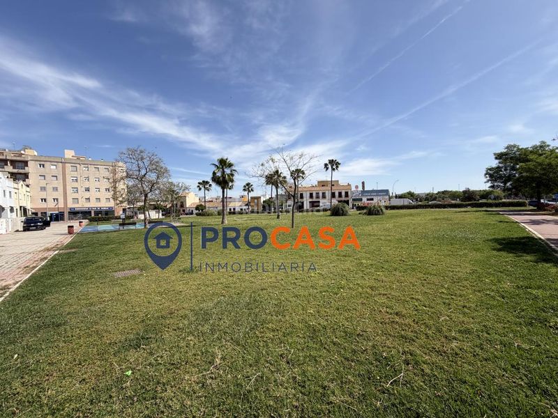 Foto a2c34d51-83e3-4042-82ac-06a9f9b813fd. Casa a El Junquillo - Vistalegre Utrera