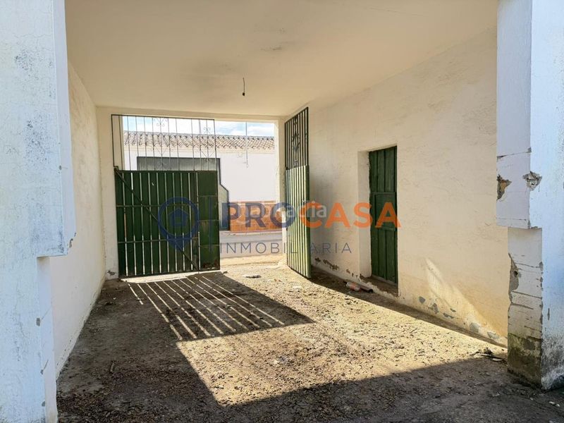Foto fd4de9da-f730-486c-892b-b8a46533f7e7. Casa  para reformar en Pedanías Sur Utrera