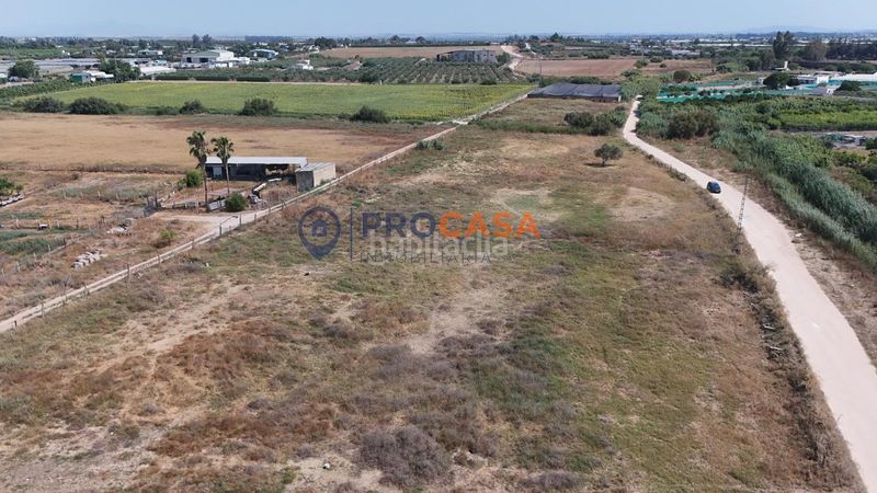 Foto b8657d03-f792-496d-a25b-f7a607663e55. Terreny residencial a Torre Cruz - Los Molinos Utrera