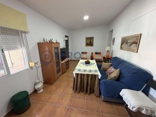 Casa  Calle cantarer�a. Casa en montellano a los pies de la sierra
