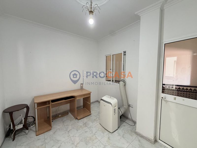 Foto 82e5f404-c6d7-4653-a7f4-3fd4bc9d498a. Edifici a Montellano
