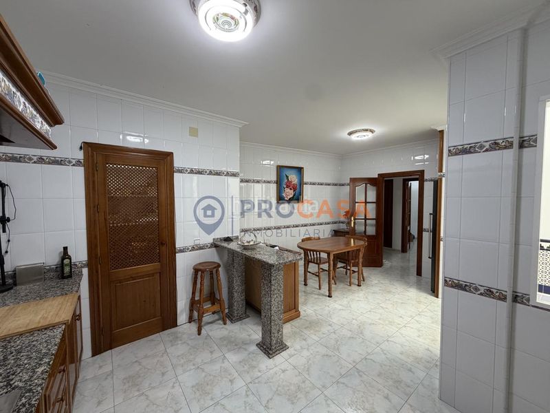Foto ad229fb1-90ed-45c3-beb5-fa71c3cf5171. Edifici a Montellano