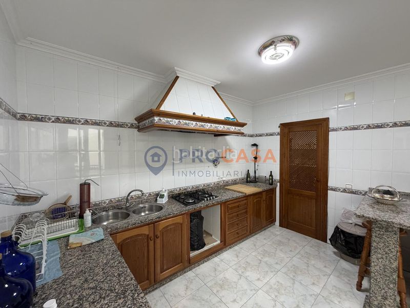 Foto afeda67f-3ccb-42b7-8b2f-1a5da6c80b86. Edifici a Montellano