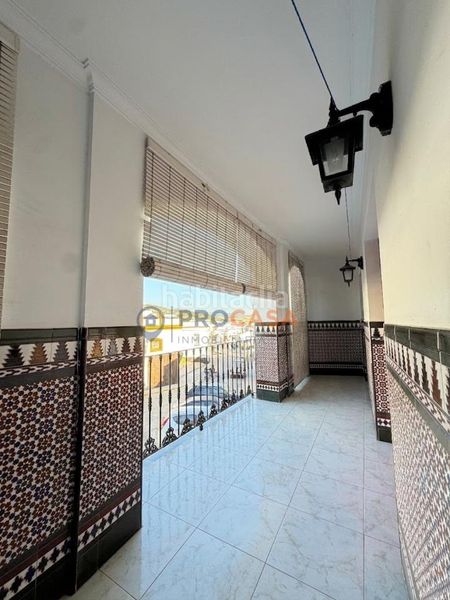 Foto b32080fd-fe6e-43fd-be93-4bce0a033663. Edifici a Montellano