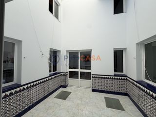 Edificio  Plaza de andalucía. Edificio en montellano