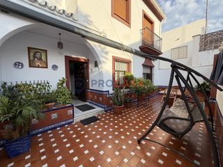 Maison  Calle matahacas. Casa en montellano