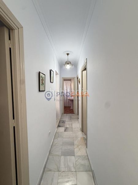 Foto 180e1bdc-c447-40d7-8925-9db6261dc9bd. Casa a Montellano