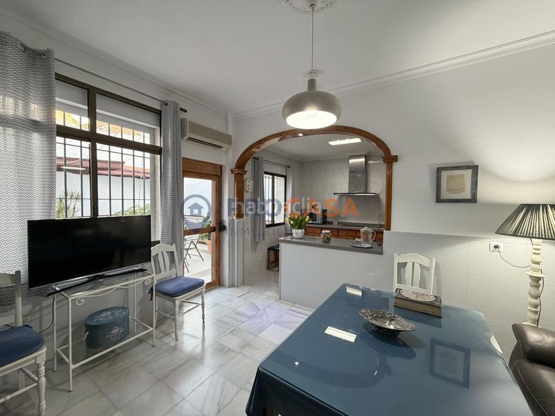 Foto 21363ee5-a942-40c5-aadd-8517166ea00a. Casa a Montellano