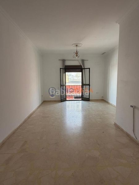 Foto c7179e74-4766-43a8-ad56-36dfe6fe46c6. Pis a Estación - La Fontanilla - El Tinte Utrera