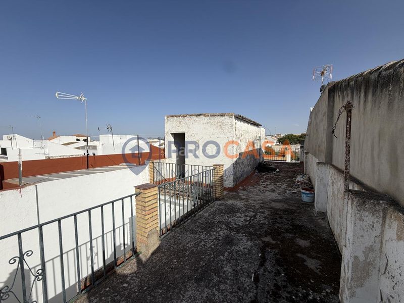 Foto 7cbe15f3-b923-4788-8db1-d1cfa77ca371. Casa a Coronil (El)