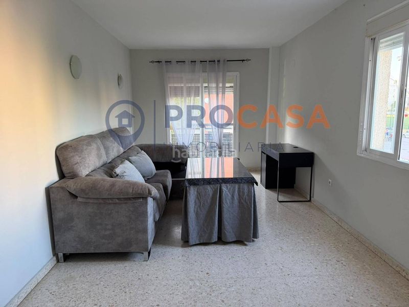 Foto 5593f683-c430-4b49-8810-750e3a79fe4c. Piso  con ascensor, garaje y trastero en Estación - La Fontanilla - El Tinte Utrera