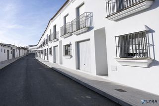 Casa a schiera  Calle calle de las pilas,  13. Oportunidad de inversión casa con alta demanda de alquiler y pre