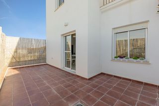 Casa a schiera in Calle de las pilas 11. Oportunidad única en la palma del condado! vivienda lista para e