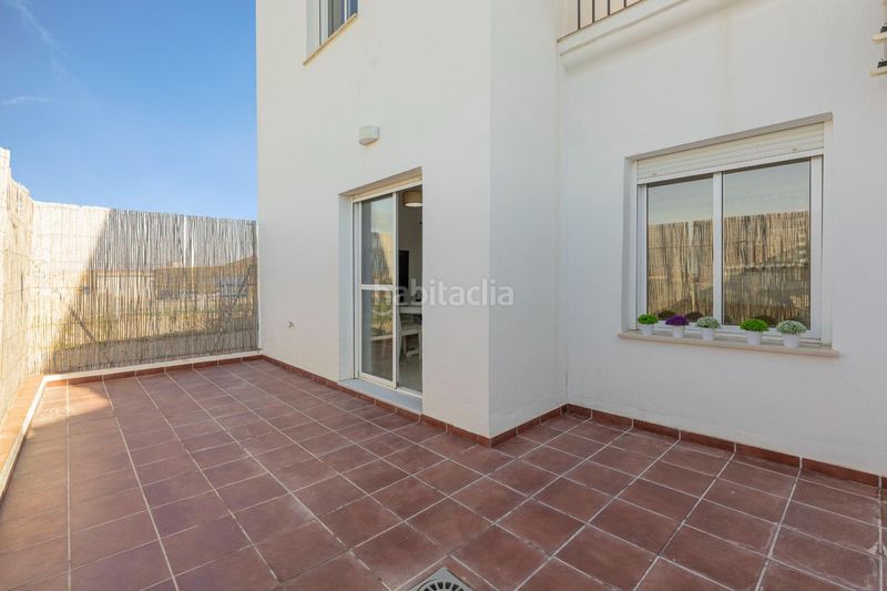 Foto d8f73a85-7664-487c-ad75-73a1f21c66f2. Semi detached house in calle calle de las pilas in Palma del Condado (La)