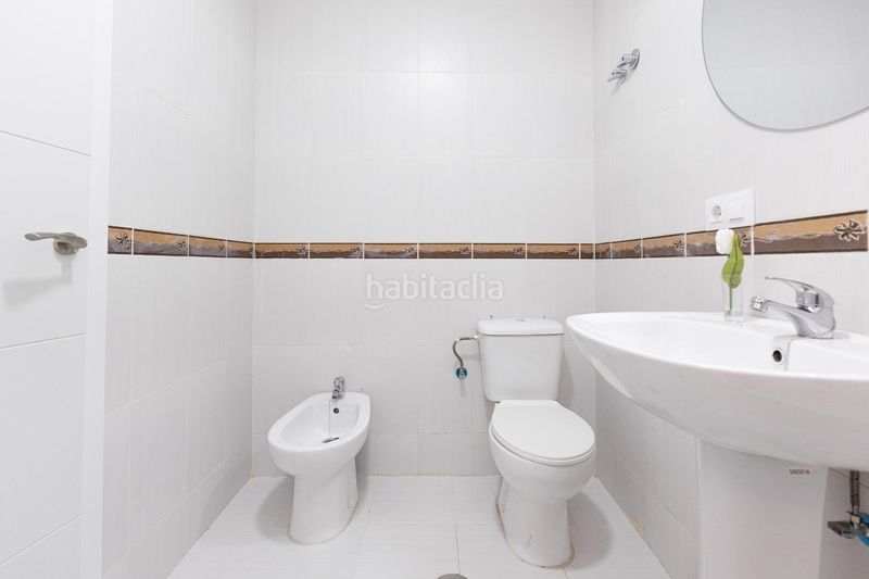 Foto f1c9d38e-6217-424d-82cb-e9002e1724a4. Semi detached house in calle calle de las pilas in Palma del Condado (La)