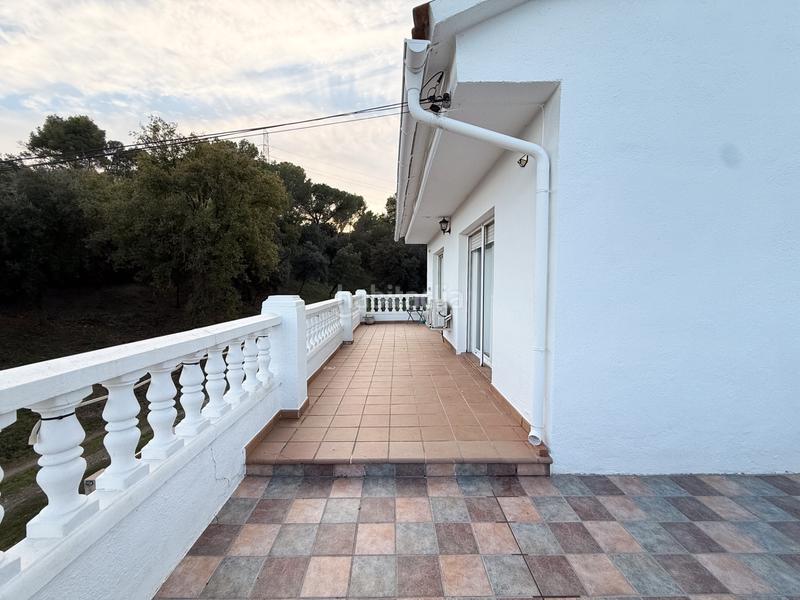 Foto 564e4022-c0bd-48dd-a6f4-0f6239af35a4. Xalet amb xemeneia calefacció aparcament piscina a Sentmenat