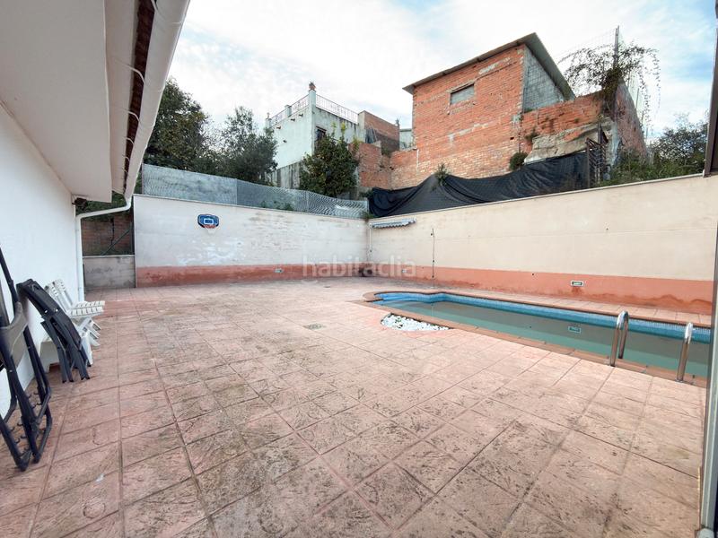 Foto 711168ef-7812-4dae-871a-3d3213dd0ff6. Xalet amb xemeneia calefacció aparcament piscina a Sentmenat