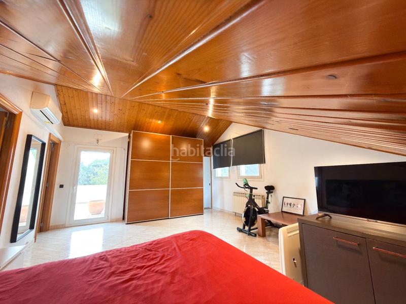 Foto 9c77e6e7-e3d3-4aa9-ae41-e0aa88f0e40c. Xalet amb xemeneia calefacció aparcament piscina a Sentmenat