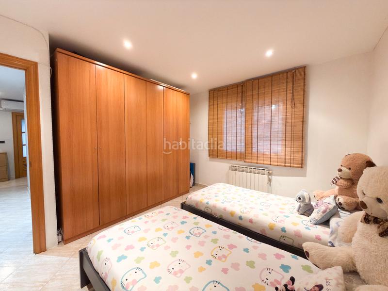 Foto f0f00d28-9778-4c20-8d09-21aa73430489. Xalet amb xemeneia calefacció aparcament piscina a Sentmenat