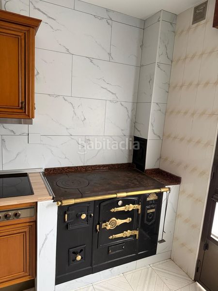 Foto e722260f-9d0b-423f-bf35-58ecd2efb766. Casa amb calefacció a Trabadelo