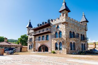 Casa en Quintana del Castillo. Se vende impresionante castillo en san feliz, a 45 km de león