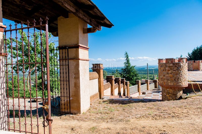 Foto 4208a8da-f321-4fd9-a423-d2d19c4b7e6c. Casa amb calefacció a Quintana del Castillo