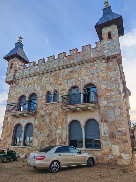 Foto 595bd3a6-f48e-4514-9a35-055a44c8d353. Casa amb calefacció a Quintana del Castillo