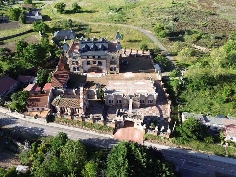Foto 7830ce70-e882-45ac-894f-b097fba9166a. Casa amb calefacció a Quintana del Castillo
