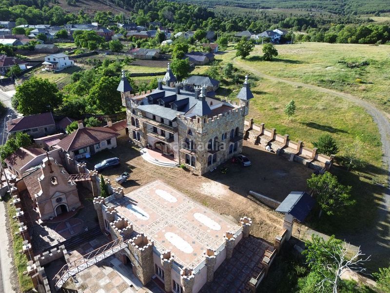 Foto c2ae2c77-97e6-4e71-bbe7-e68b5312e910. Casa amb calefacció a Quintana del Castillo