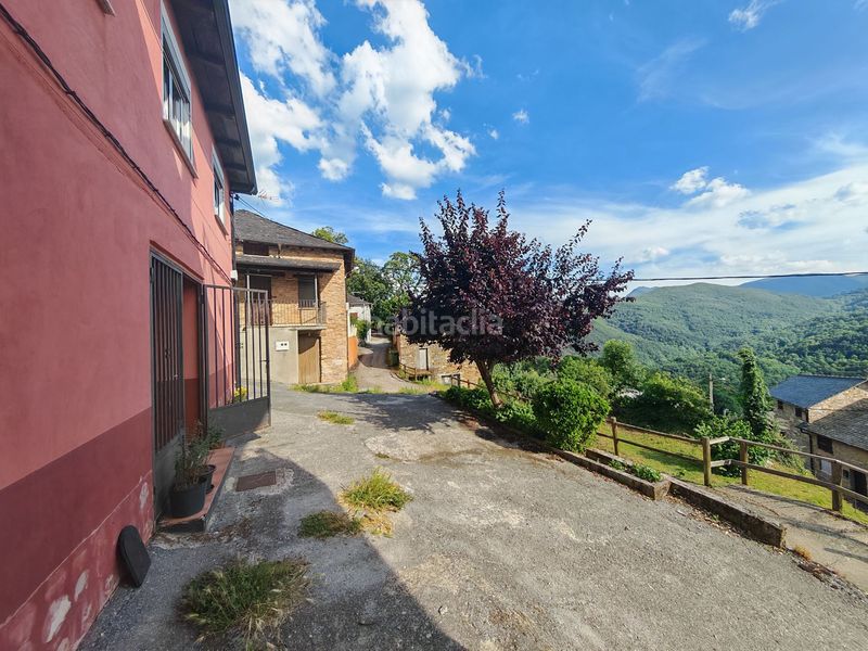 Foto febdb706-b3f0-48dc-a12c-528a7dea8797. Casa amb calefacció a Vega de Valcarce