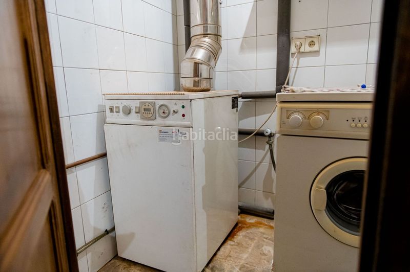 Foto 7095e691-b03c-4683-8b90-90971fedeec1. Casa a centro a Vega de Espinareda
