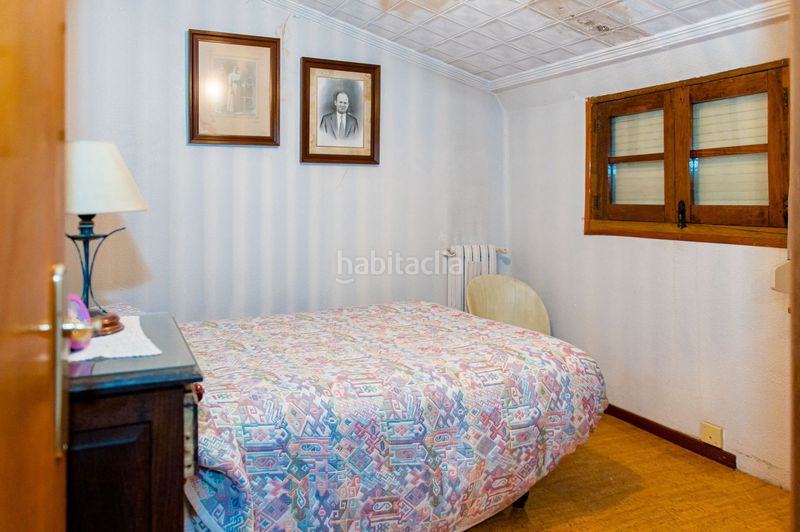 Foto ac68977d-4aad-40e7-b022-1db99d4feaaf. Casa a centro a Vega de Espinareda